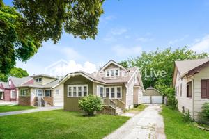 featured image of 2460 N 58th St