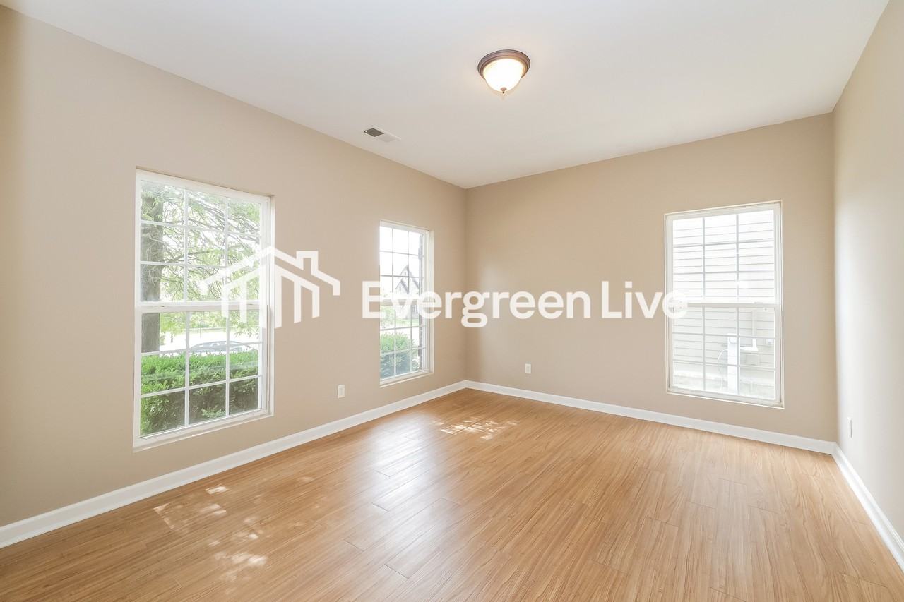 8808 Stony Glen Dr - Photo 7 of 15