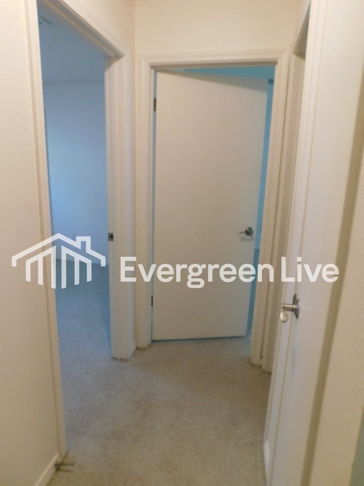 92 Valtameri Ct - Photo 4 of 17