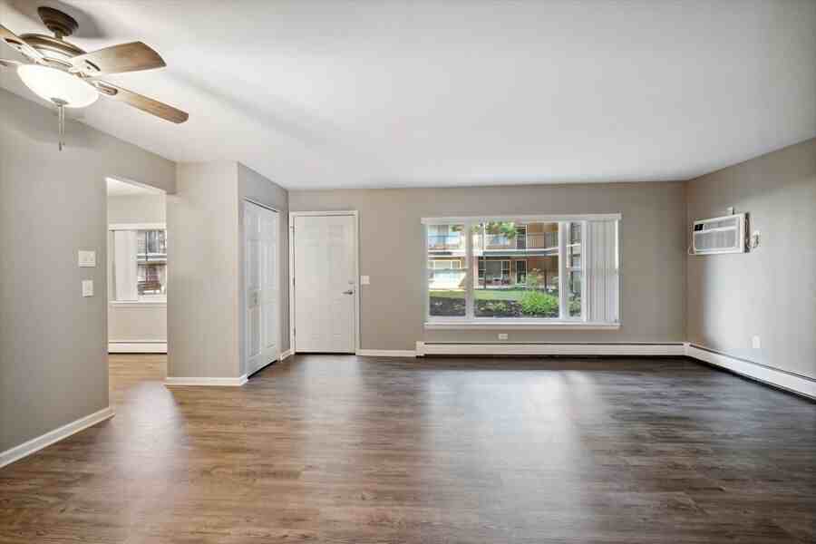 3838 W Sylvania Ave - Photo 3 of 20