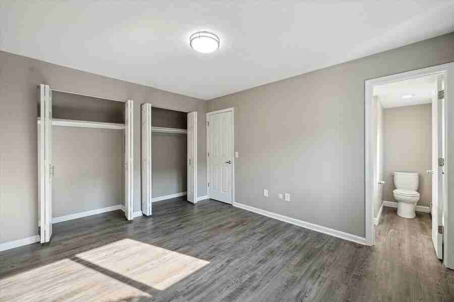 3838 W Sylvania Ave - Photo 4 of 20