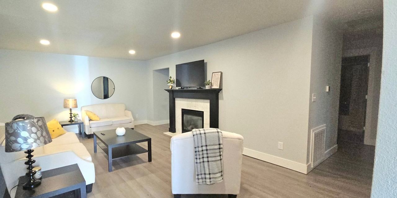 922 5th Ave Sw - Photo 3 of 12