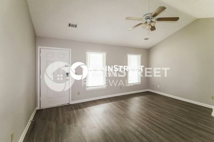 608 Hunters Cove Ln - Photo 3 of 16