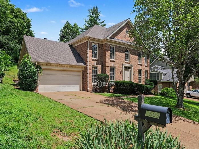 7509 Rolling River Pkwy - Photo 4 of 31