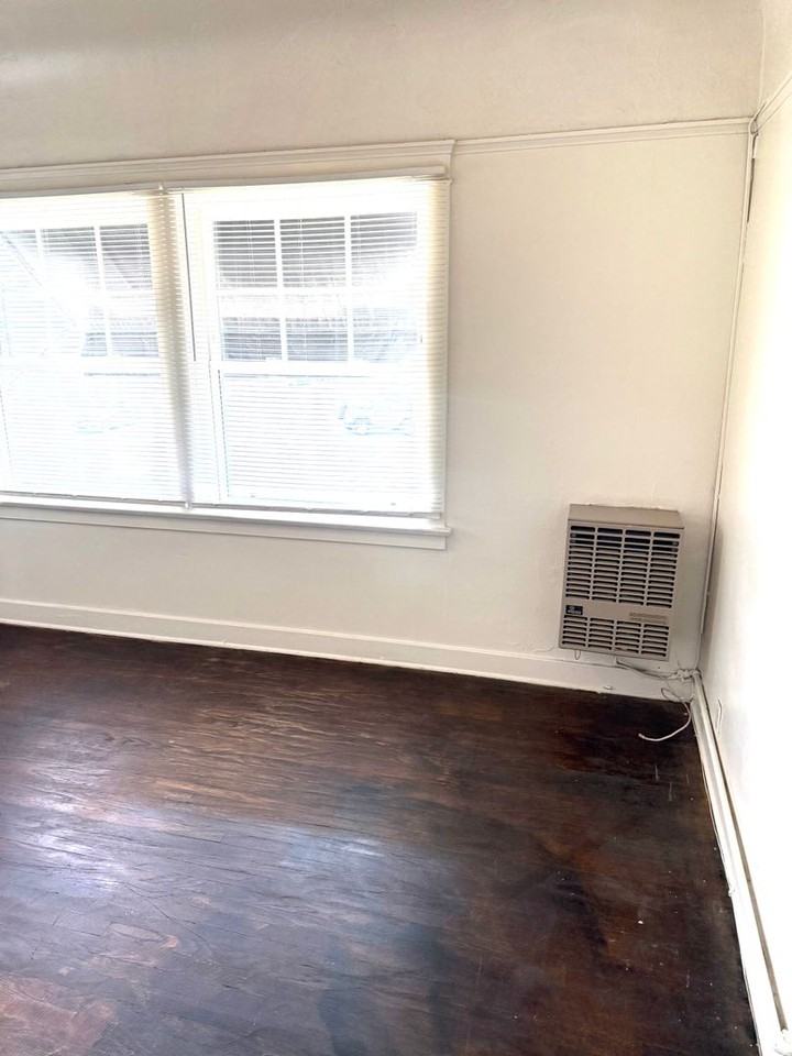2164 Second Ave - Photo 4 of 29