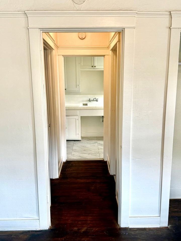2164 Second Ave - Photo 5 of 29