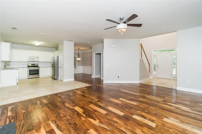 10870 Kimball Crest Dr - Photo 6 of 21