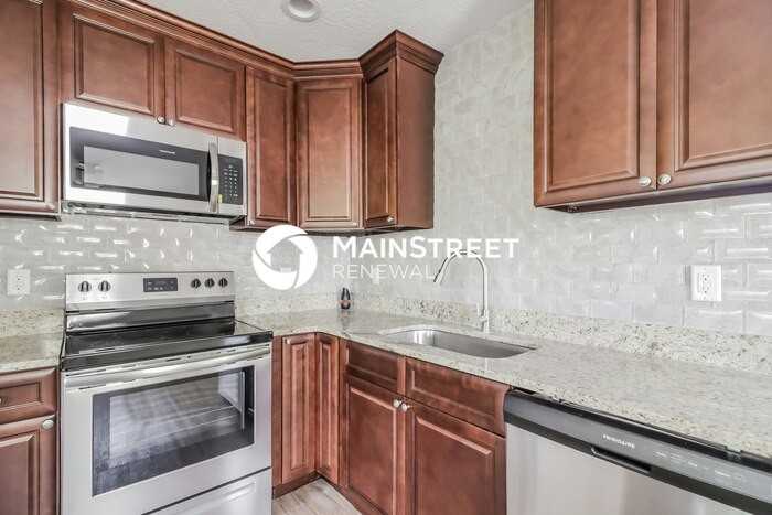 2906 Paine Ln - Photo 5 of 16