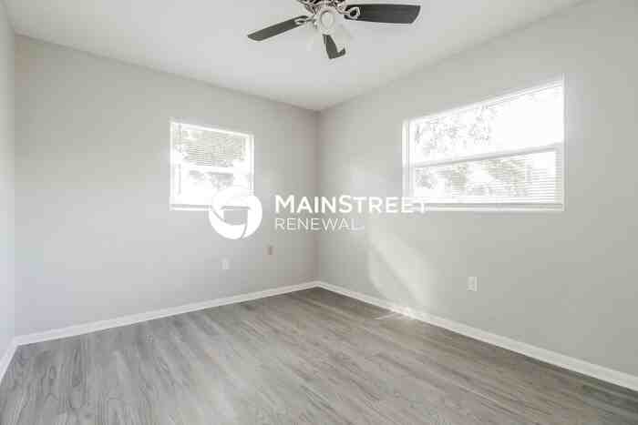 2906 Paine Ln - Photo 7 of 16