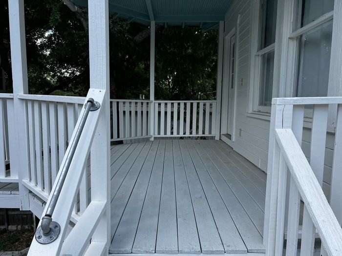 106 W Mary St #B - Photo 3 of 8