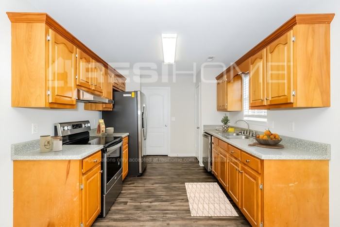 116 Meadow Green Dr - Photo 2 of 17