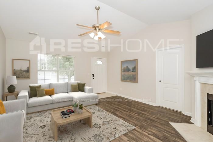 116 Meadow Green Dr - Photo 6 of 17