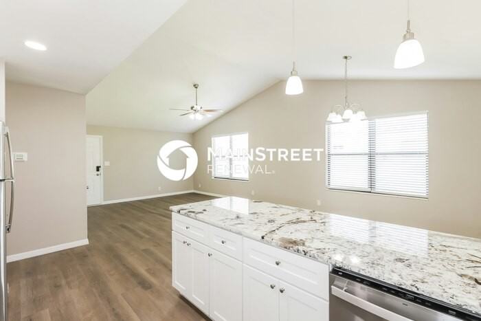 720 Patricia Pl - Photo 7 of 16