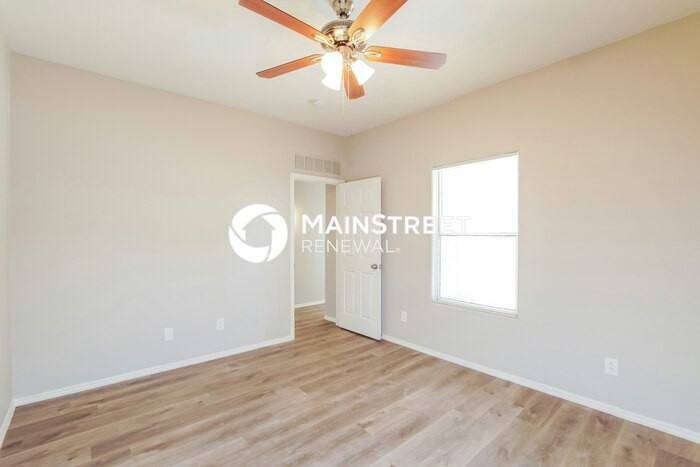 13137 W Calavar Rd - Photo 6 of 16