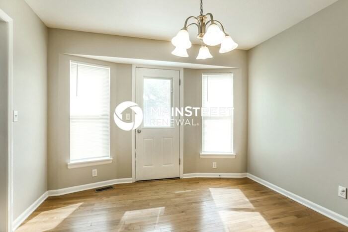 1402 Sloan Ave - Photo 5 of 17