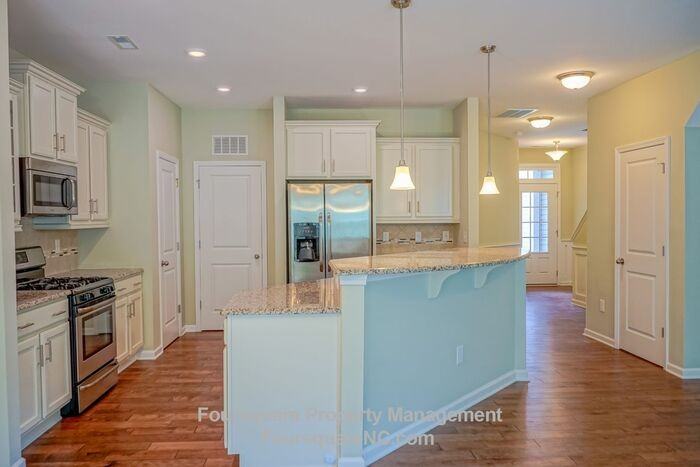 420 Durants Neck Ln - Photo 5 of 28