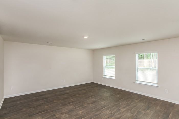 133 Boat Club Ln - Photo 3 of 16