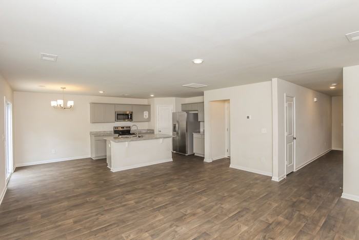 133 Boat Club Ln - Photo 4 of 16