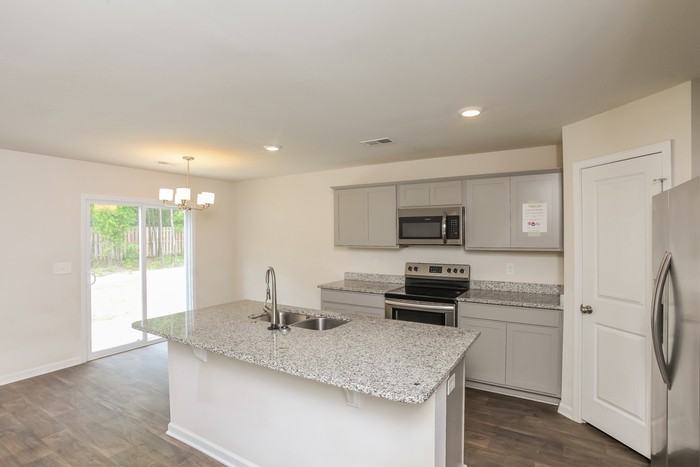 133 Boat Club Ln - Photo 5 of 16