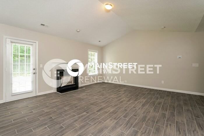 110 Hammond Dr - Photo 3 of 16