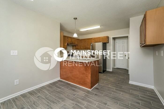 110 Hammond Dr - Photo 6 of 16