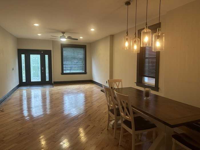 4249 Juniata St - Photo 6 of 24