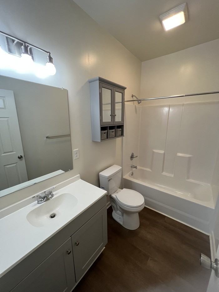 28 Nesbitt Dr #B - Photo 6 of 10