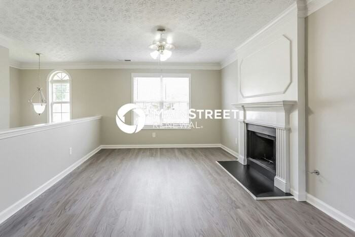 660 Sinclair Way - Photo 4 of 17
