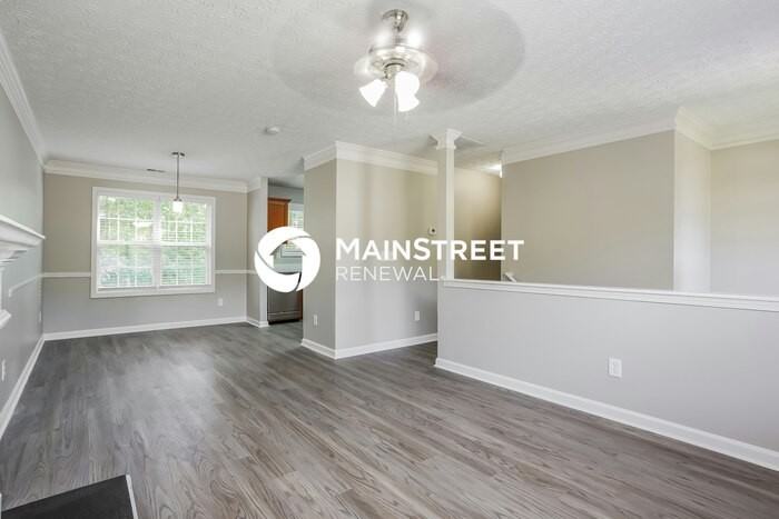 660 Sinclair Way - Photo 6 of 17