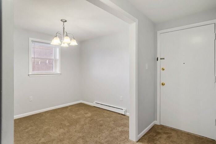 1499 N East St #14 - Photo 5 of 19