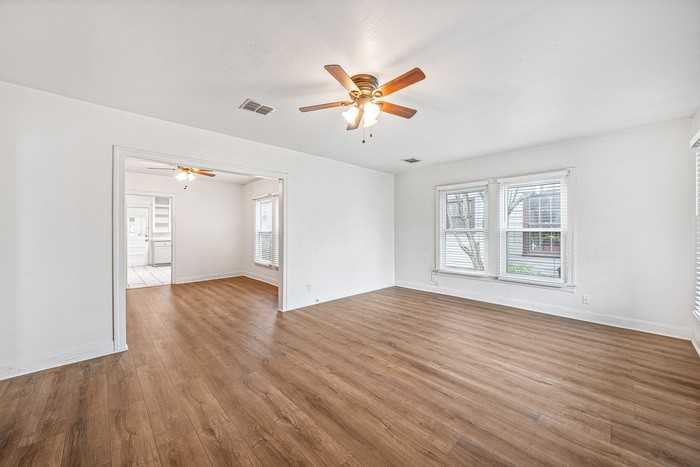 2802 Dancy St - Photo 5 of 13