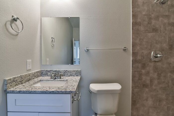 8001 Marydean Ave - Photo 3 of 20