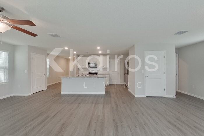 8590 Sw 43rd Ter - Photo 7 of 43