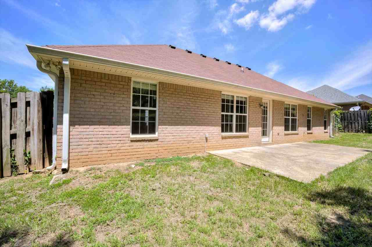4557 Country Glen Cir - Photo 5 of 30