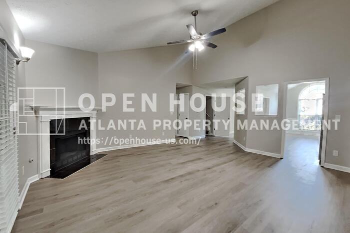 1041 Wicker Pine Dr - Photo 4 of 20