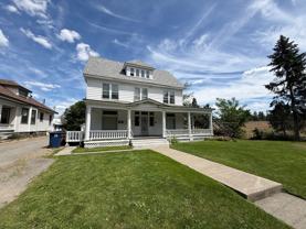 421 South Chestnut Street - Photo 1 of 1
