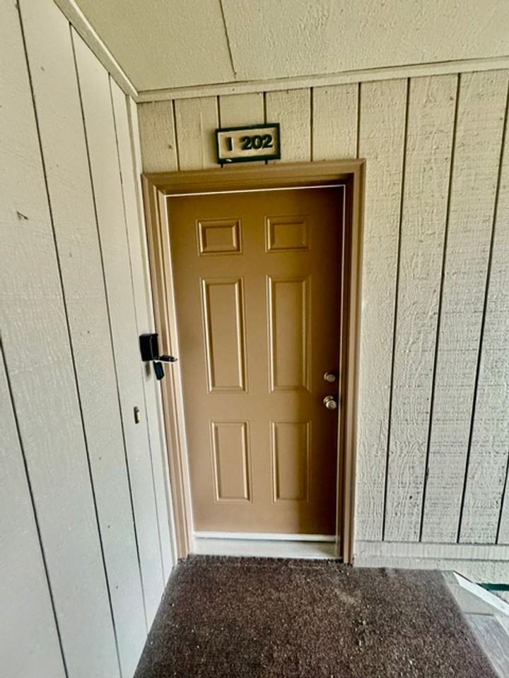 5612 Chilkoot Ct #I102 - Photo 3 of 17