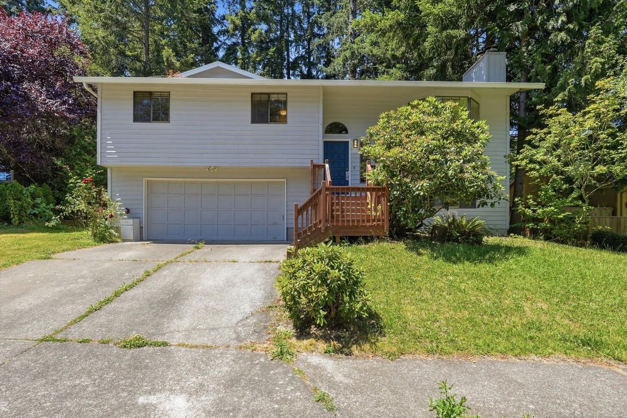 6667 Sw 153rd Ave - Photo 2 of 20