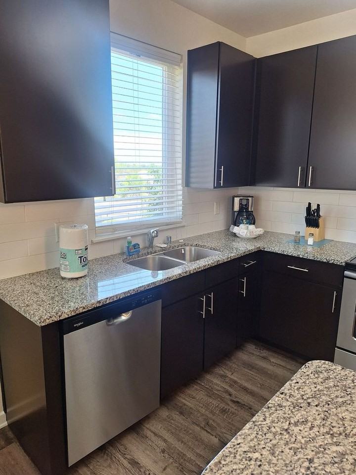 10911 W 16th Dr - Photo 2 of 35