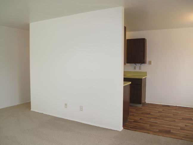 Birchwood Apartments - Photo 3 of 33