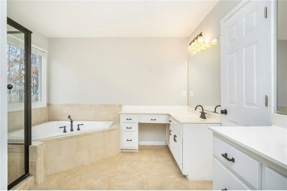 3545 Rosewicke Dr #NA - Photo 5 of 19