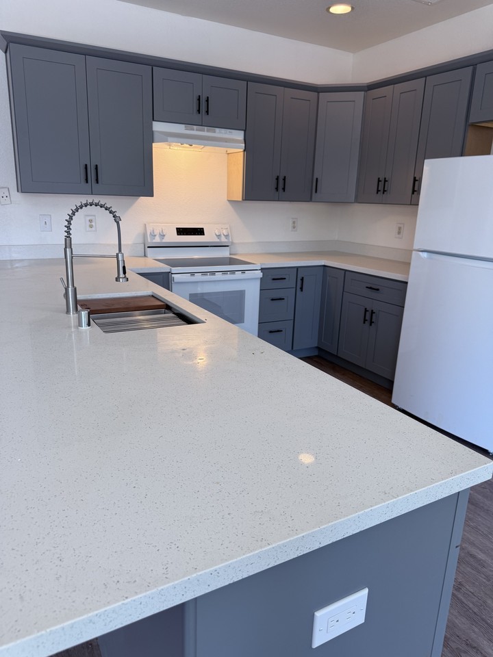 433 Halley Ave #NA - Photo 4 of 10