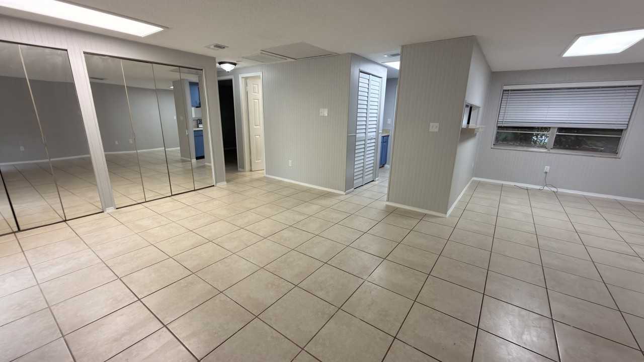 1116 Grantwood Ave #NA - Photo 5 of 23