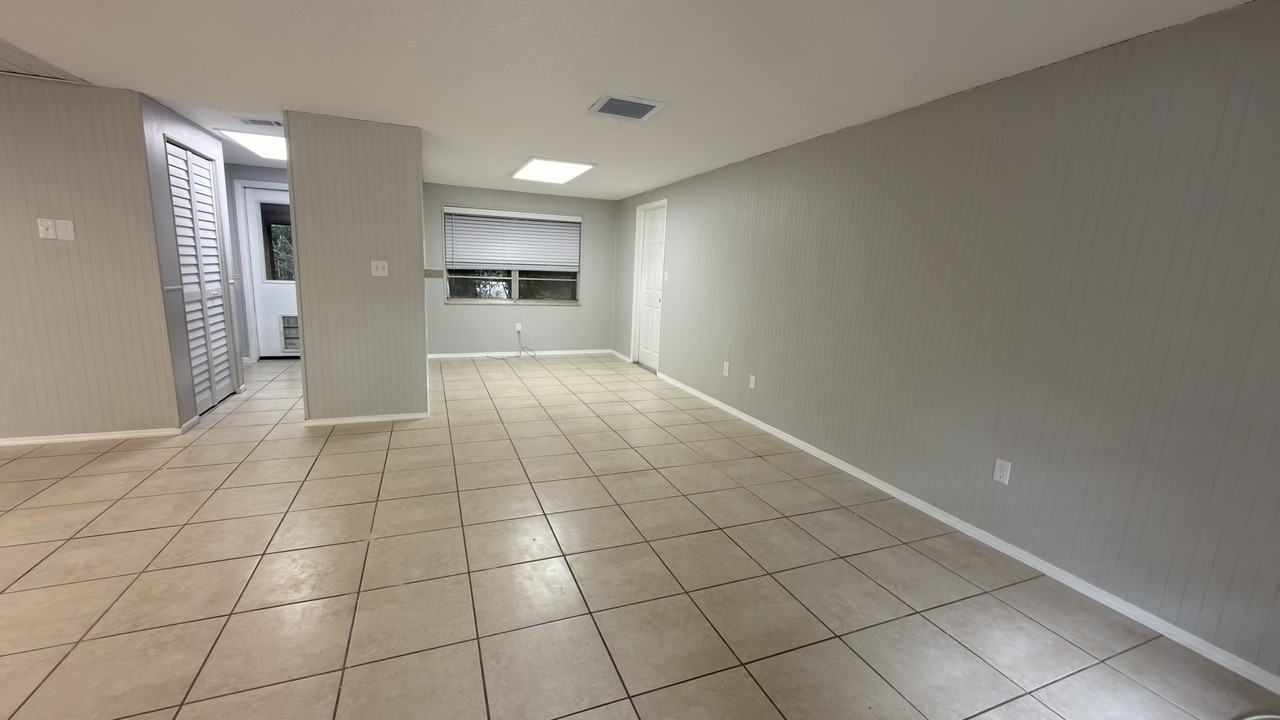 1116 Grantwood Ave #NA - Photo 6 of 23