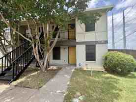 6316 Walraven Cir #B - Photo 1 of 1