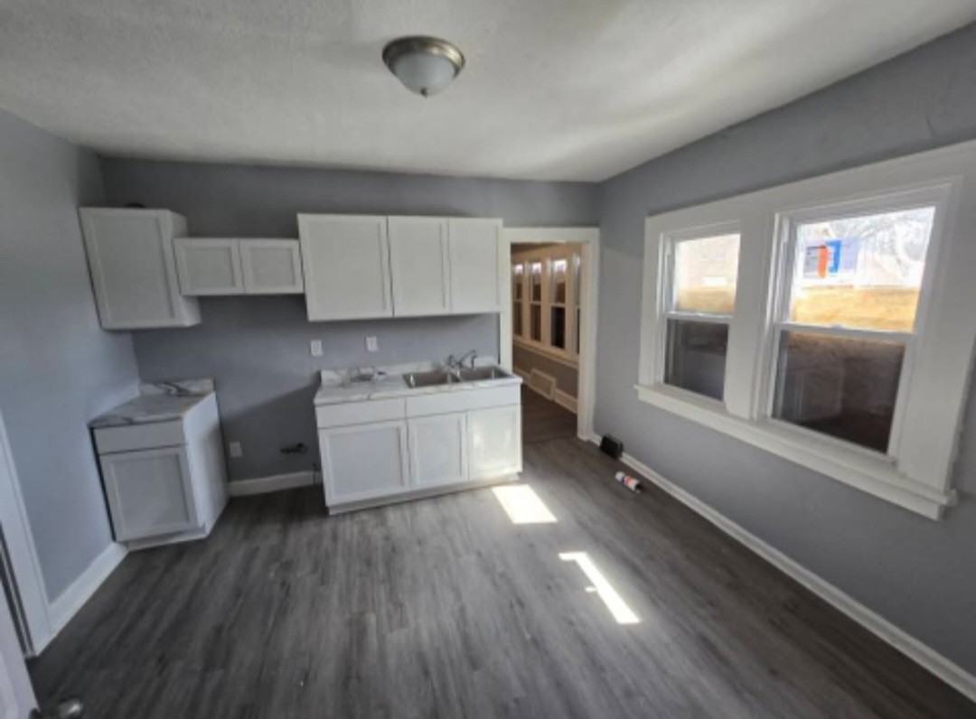 1651 N 29th St #2 - Photo 4 of 8