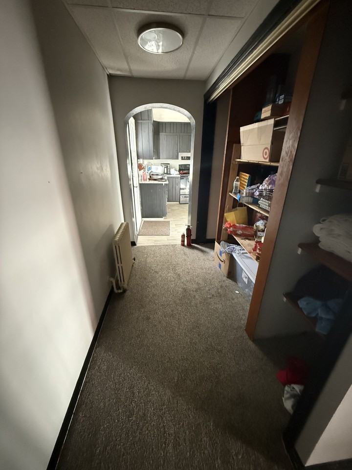 8 S Washington St - Photo 5 of 10