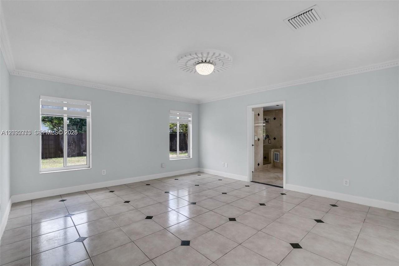 18370 Sw 212th St #NA - Photo 3 of 19