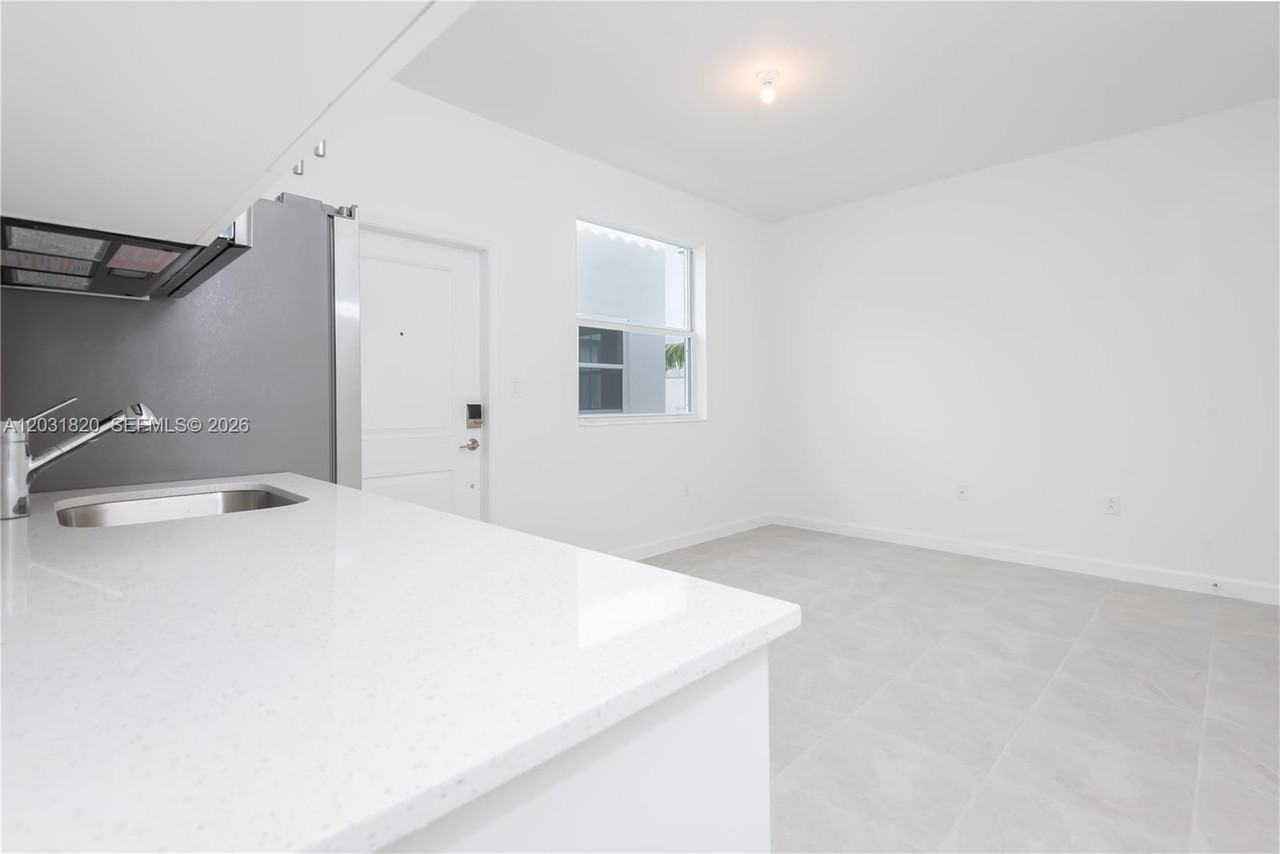 2636 Se 8th Ct #NA - Photo 3 of 20
