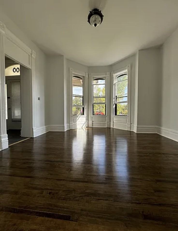 300 Douglas Ave #NA - Photo 4 of 19